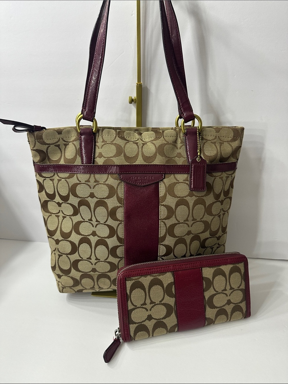 Coach Signature tote bag and matching wallet